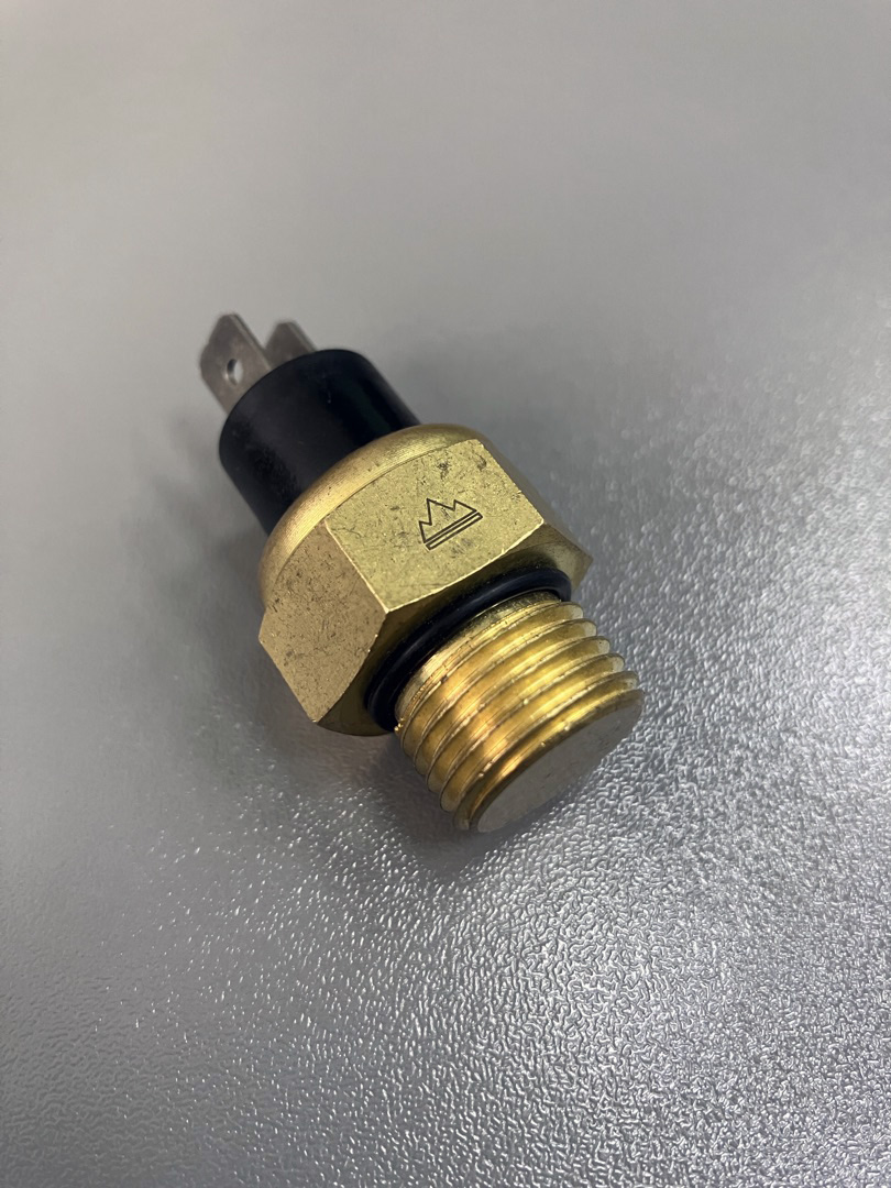 Датчик включения вентилятора 75-80° клеммы