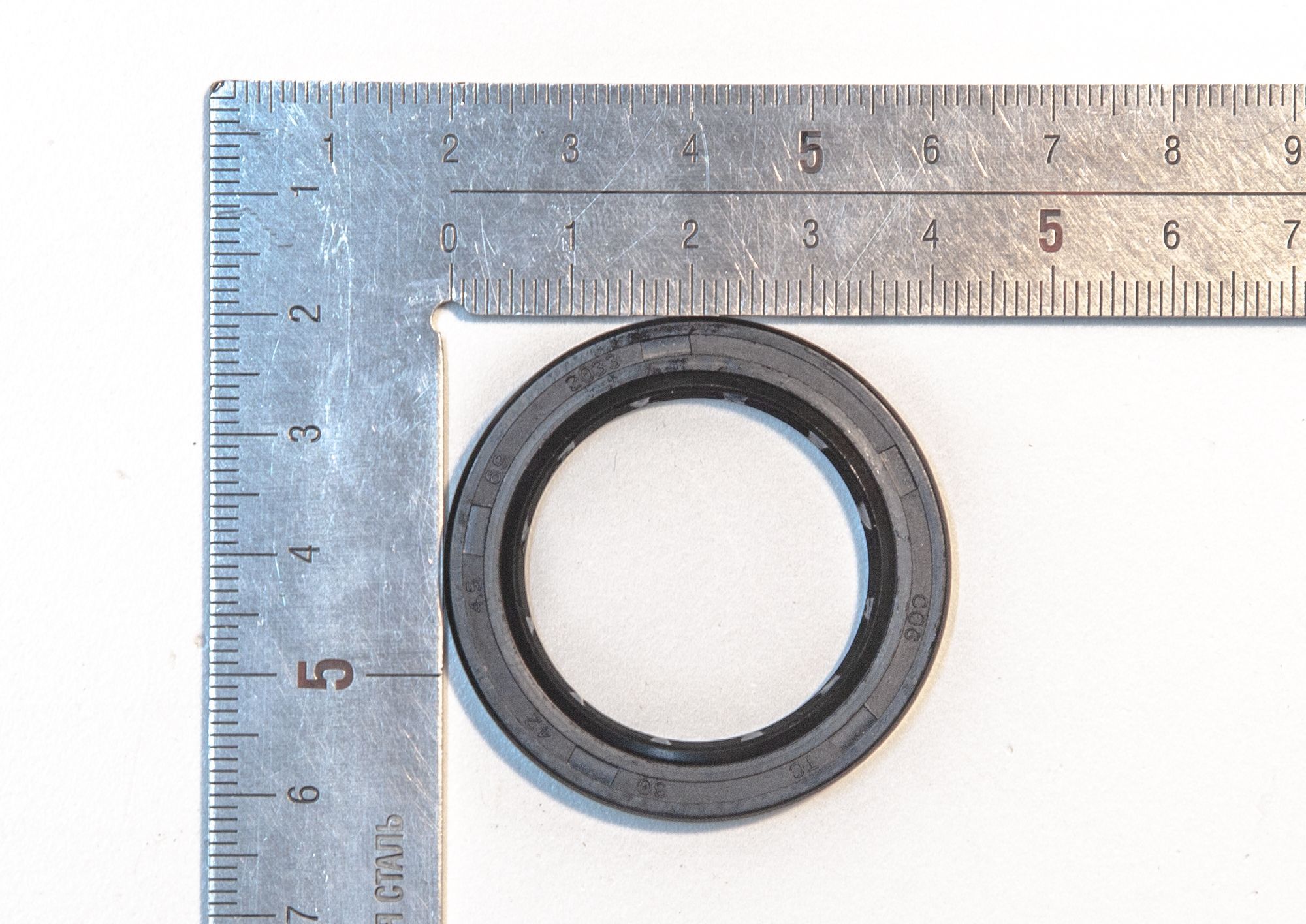 Сальник 30x42x4,5