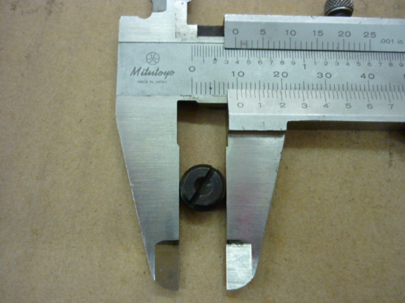 Винт-направляющая колодок тормозных