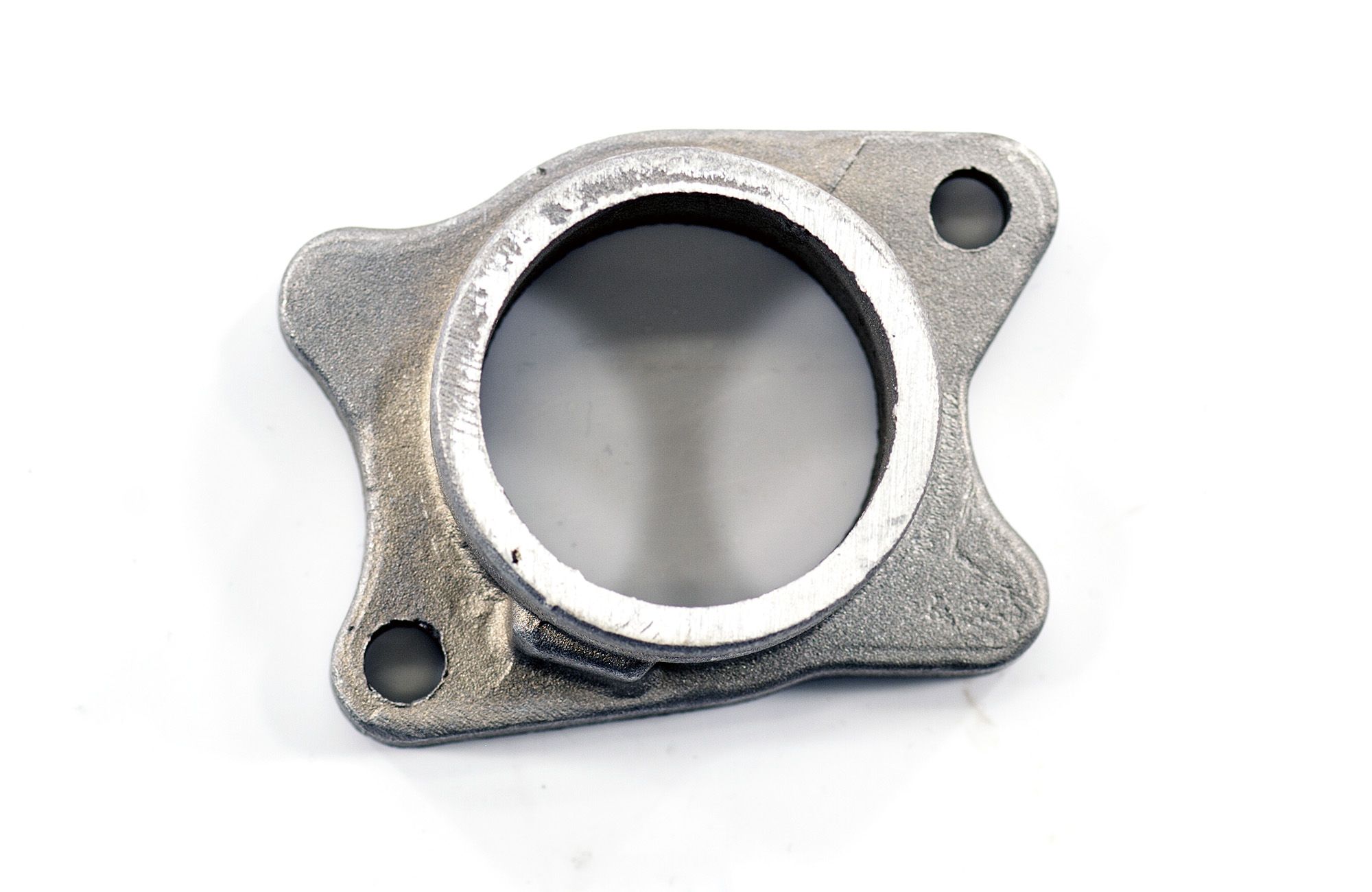 Патрубок впускной