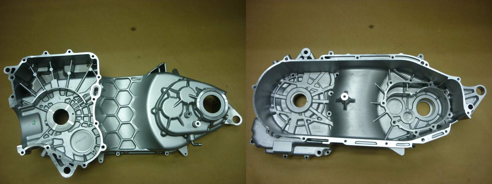 Картер двигателя левая половина