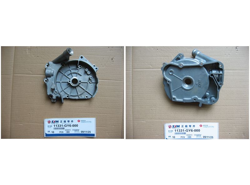 Крышка картера двигателя правая