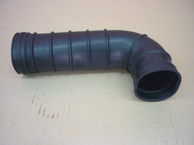 Патрубок вариатора выходной
