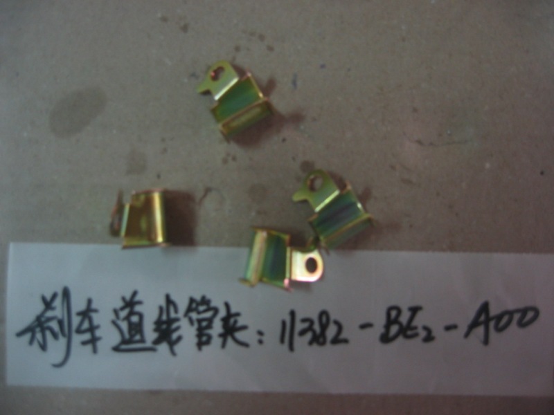 Кронштейн троса тормоза