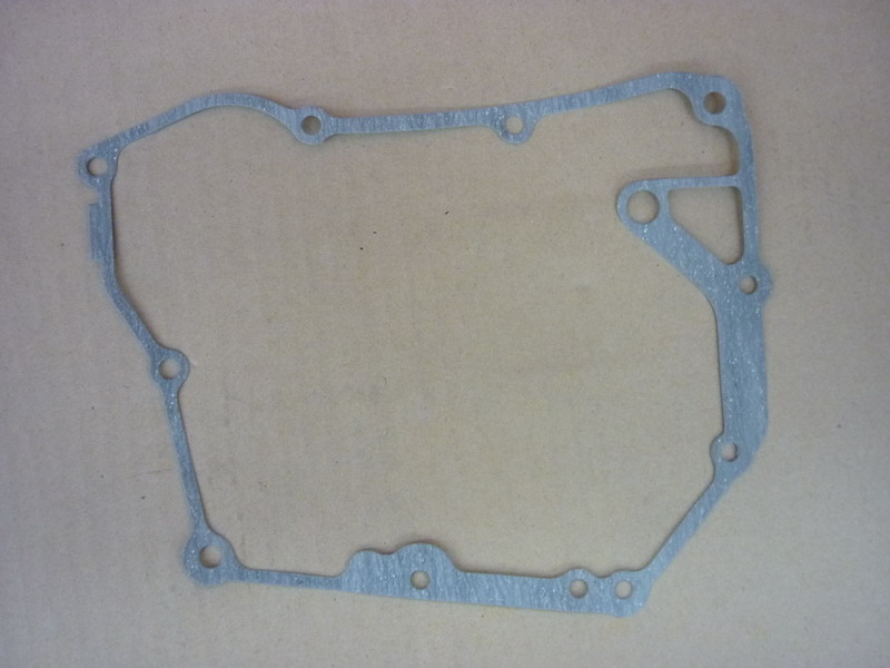 Прокладка правой крышки картера двигателя