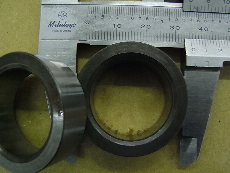 Втулка коленвала левая