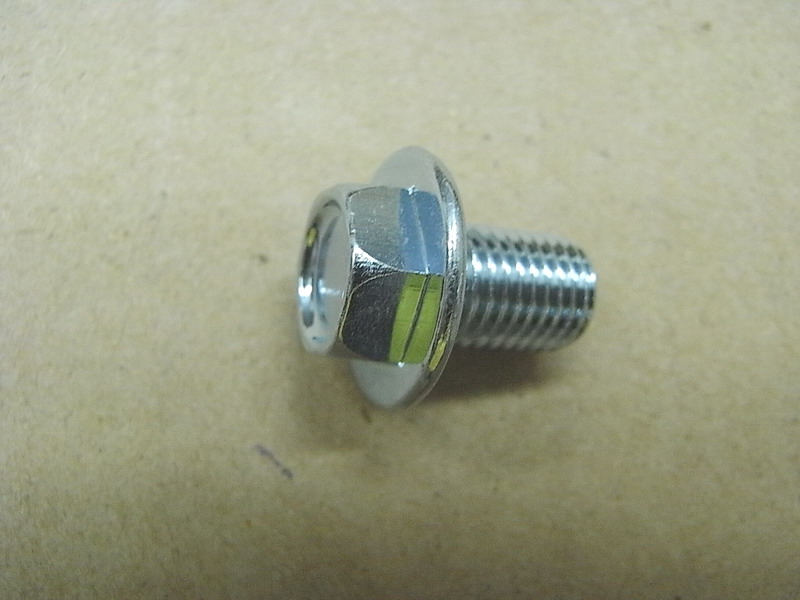 Винт натяжителя цепи ГРМ