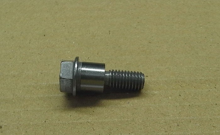 Ось башмака натяжителя цепи ГРМ