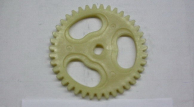 Шестерня привода масляного насоса