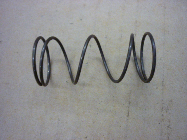 Пружина фильтра масляного