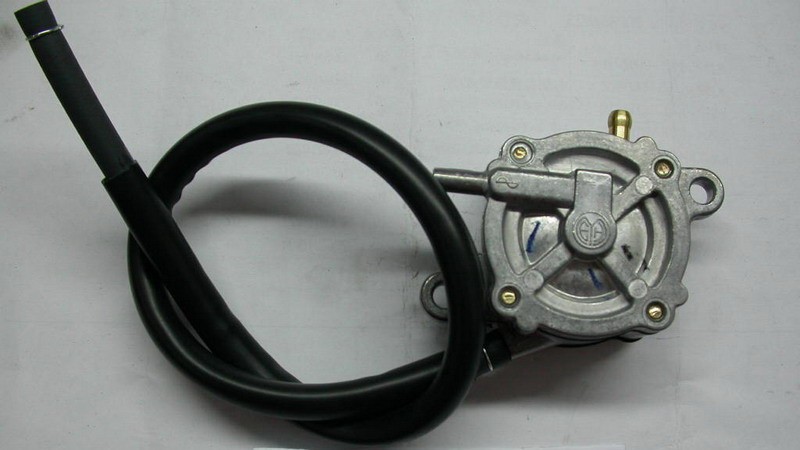 Насос топливный в сборе