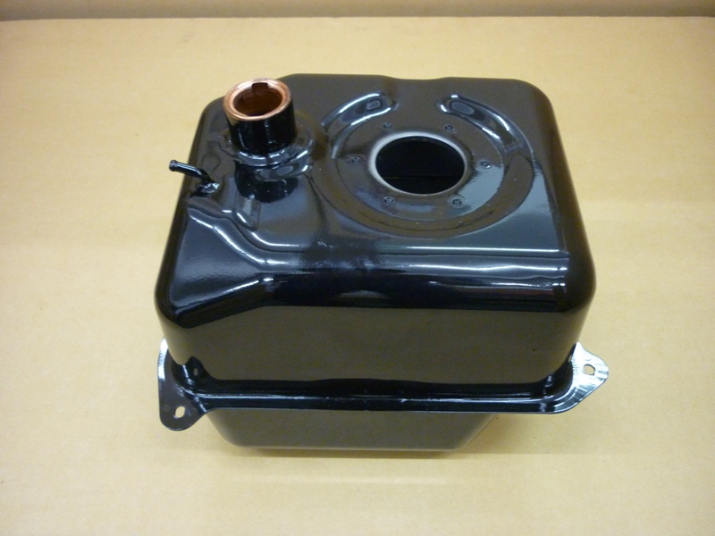 Бак топливный