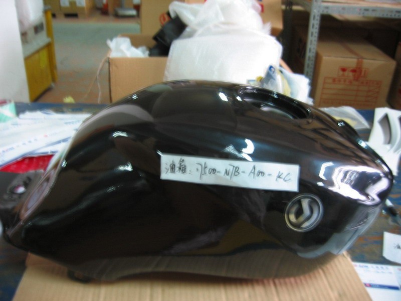 Бак топливный черный_SV-229K