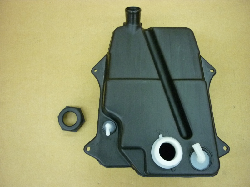 Бак топливный