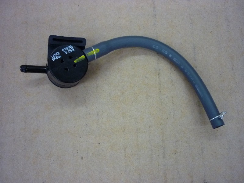 Клапан топливный с шлангом в сборе