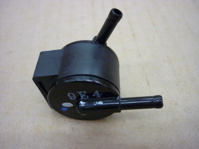 Клапан топливный с шлангом в сборе