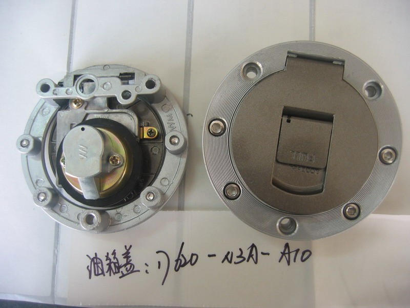 Крышка топливного бака