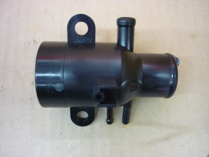 Горловина заправочной трубы