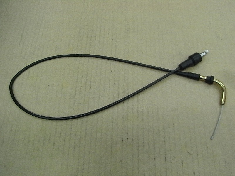 Трос управления дроссельной заслонкой