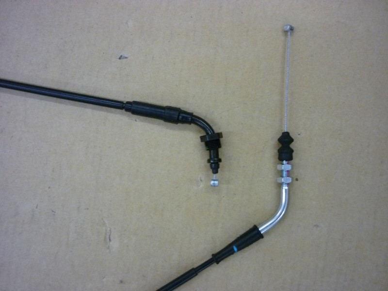 Трос управления дроссельной заслонкой