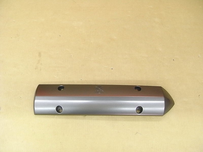 Накладка выхлопной трубы защитная