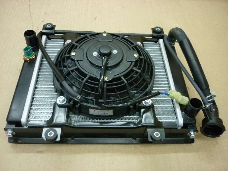 Радиатор системы охлаждения с вентилятором в сборе