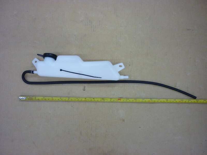 Бачок расширительный в сборе