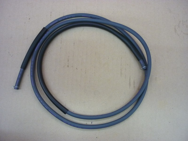 Патрубок радиатора