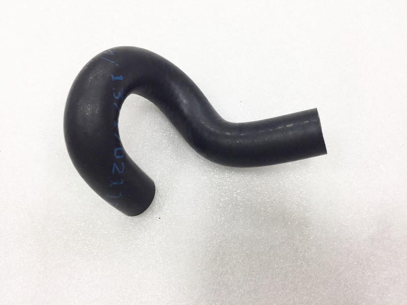 Патрубок радиатора