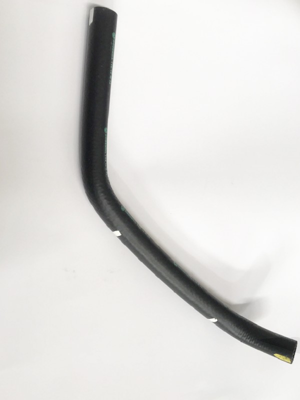 Патрубок радиатора