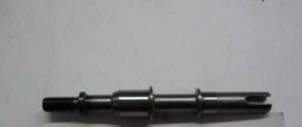 Ось насоса системы охлаждения