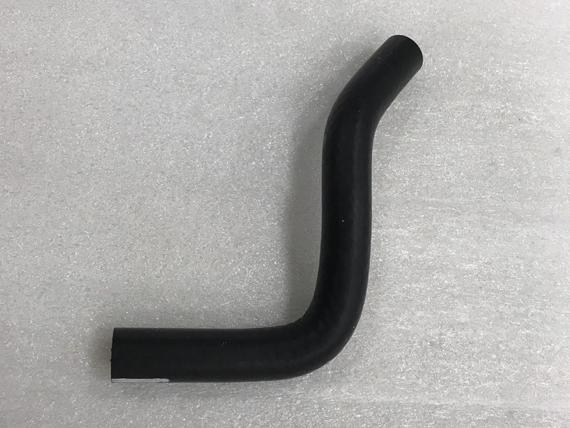 Шланг системы охлаждения