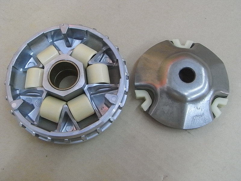 Половина ведущего шкива подвижная