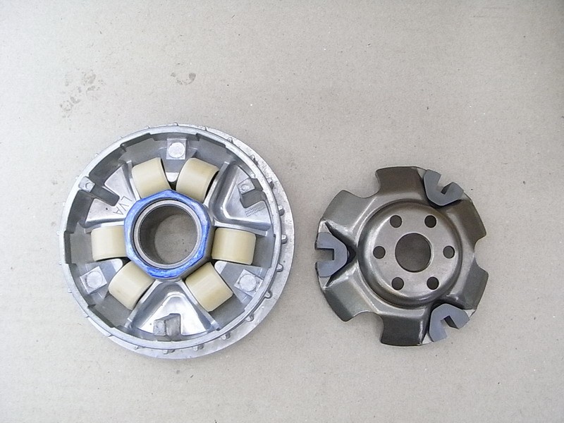 Половина ведущего шкива подвижная