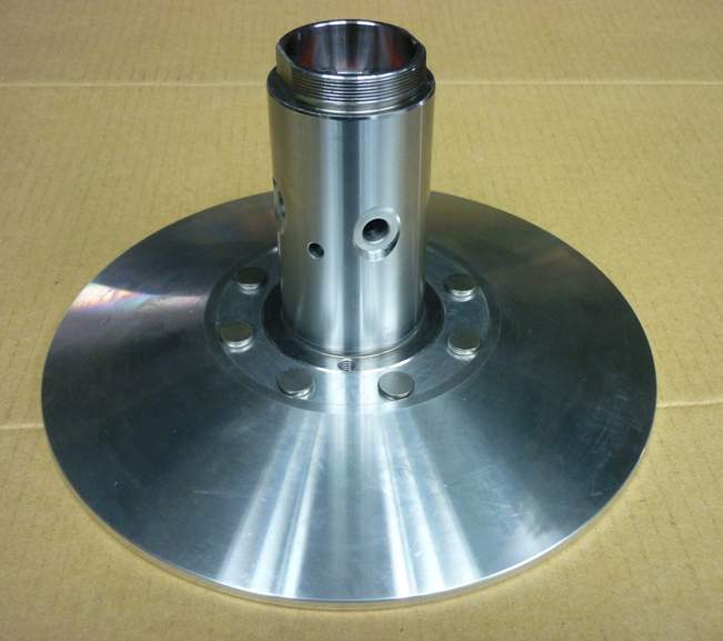 Половина ведомого шкива вариатора неподвижная