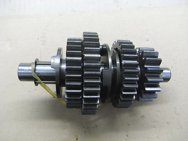 Вал редуктора промежуточный