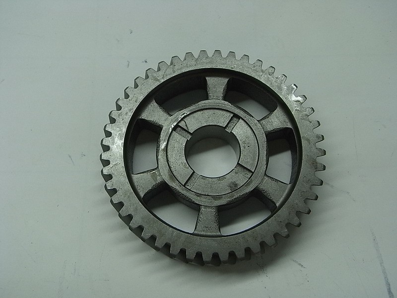 Шестерня промежуточного вала
