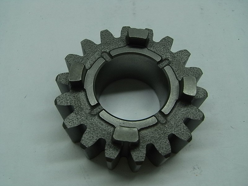 Шестерня промежуточного вала