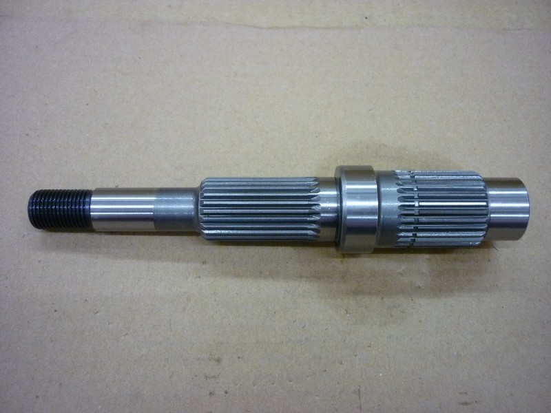Вал редуктора вторичный