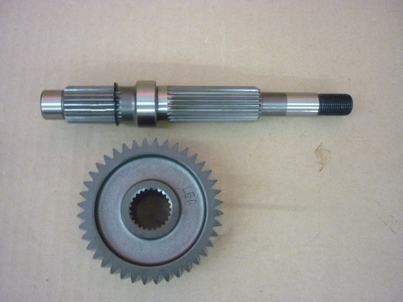 Вал редуктора вторичный с шестерней в сборе