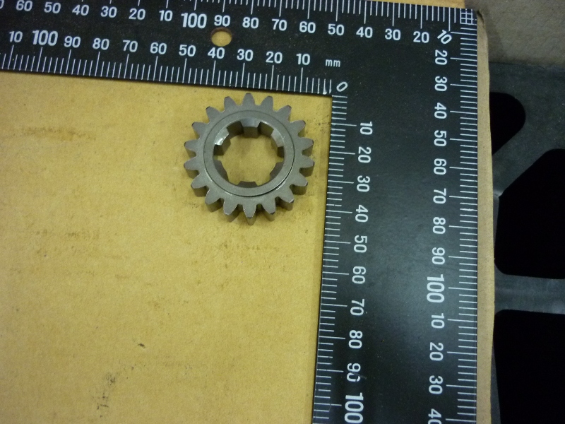 Шестерня M-2