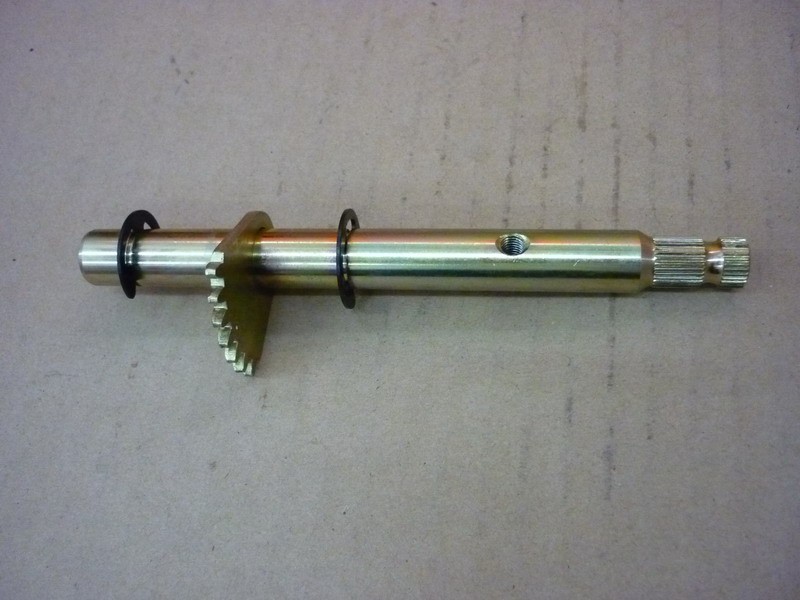 Вал кикстартера с полушестерней