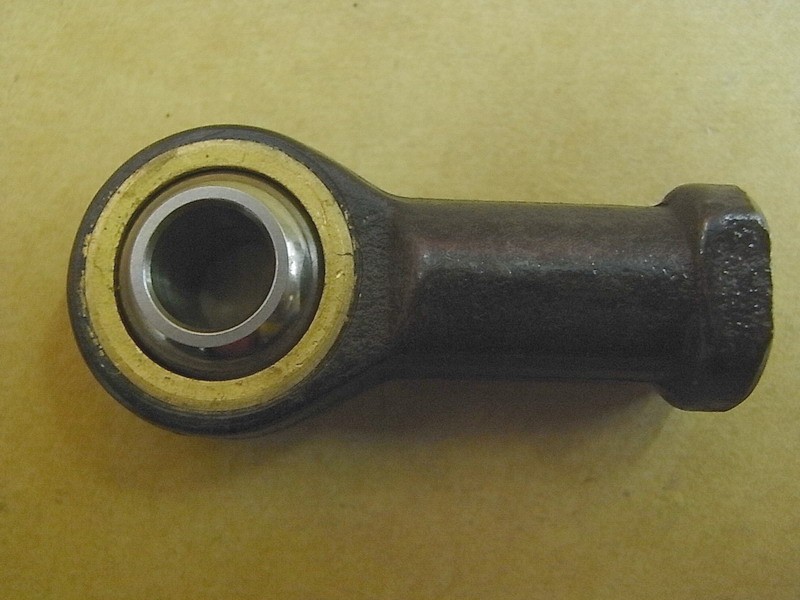 Наконечник тяги рычага переключения передач A