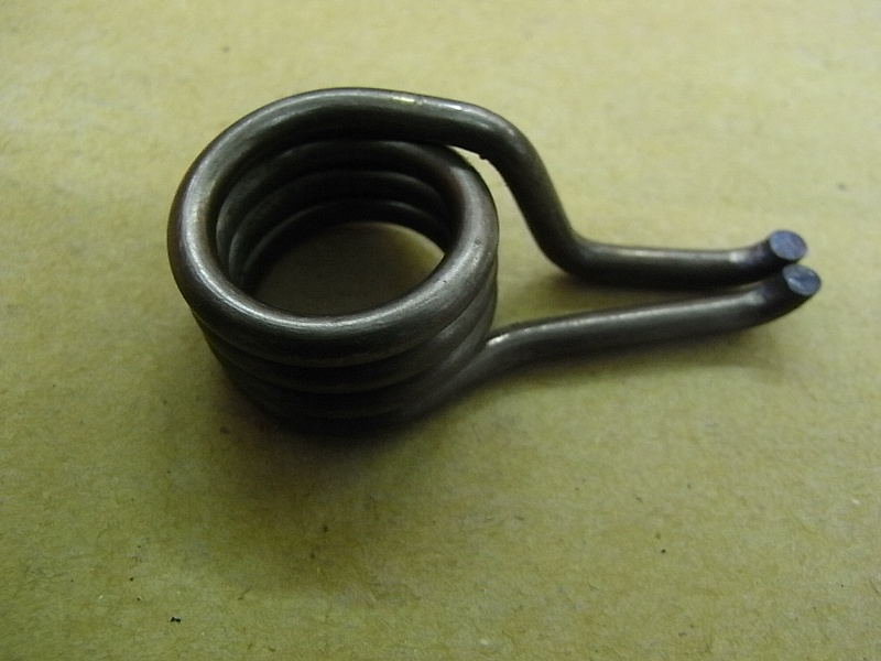 Пружина возвратная 