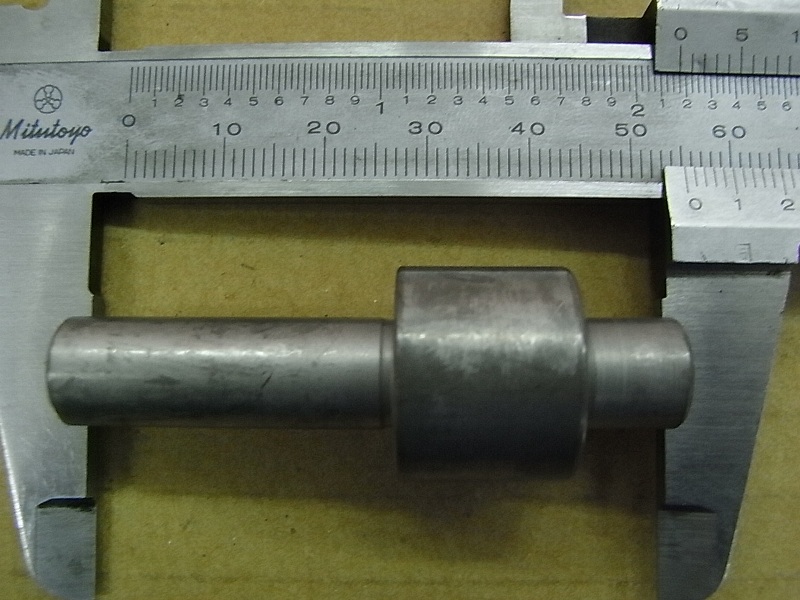 Вал шестерни редуктора стартера