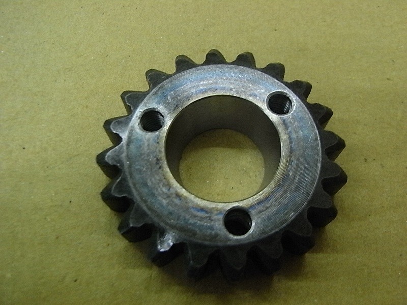Шестерня кикстартера