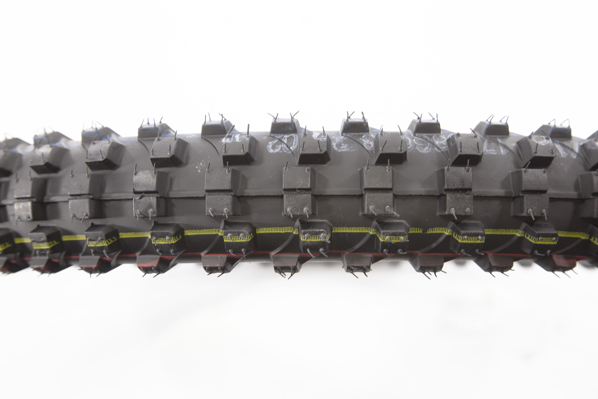 Покрышка 17" 70/100-17 Carrystone