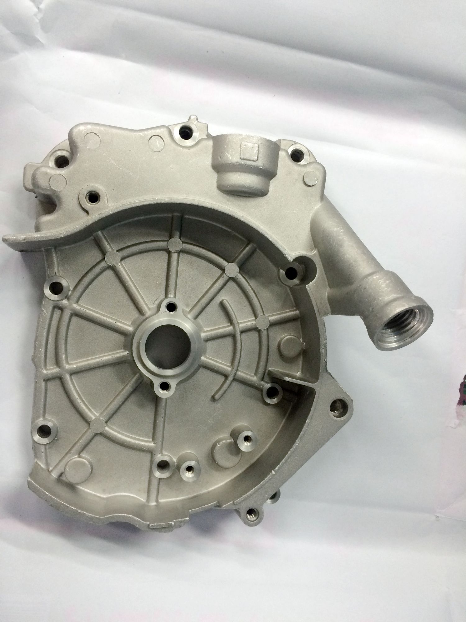 Крышка картера правая