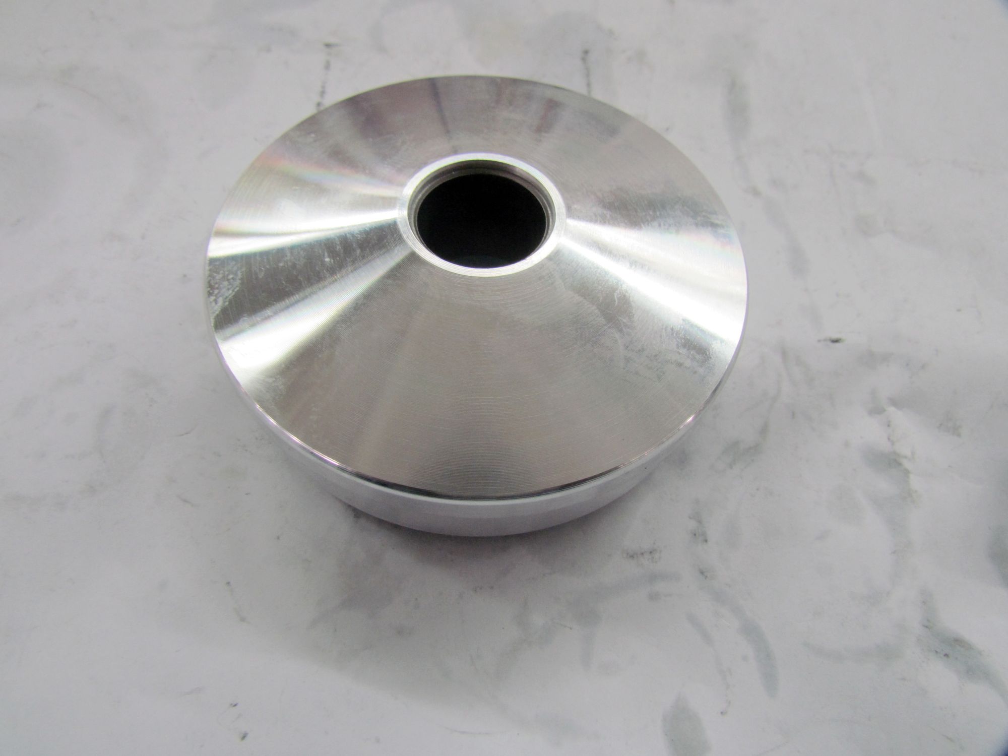 Половина ведущего шкива подвижная с втулкой