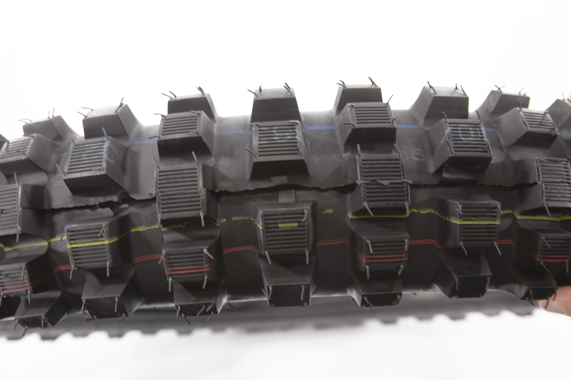 Покрышка 19" 110/90-19 Carrystone